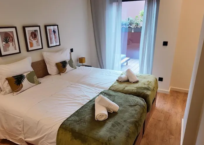 New Cozy Oasis In The Center Terrace And Garage Appartement