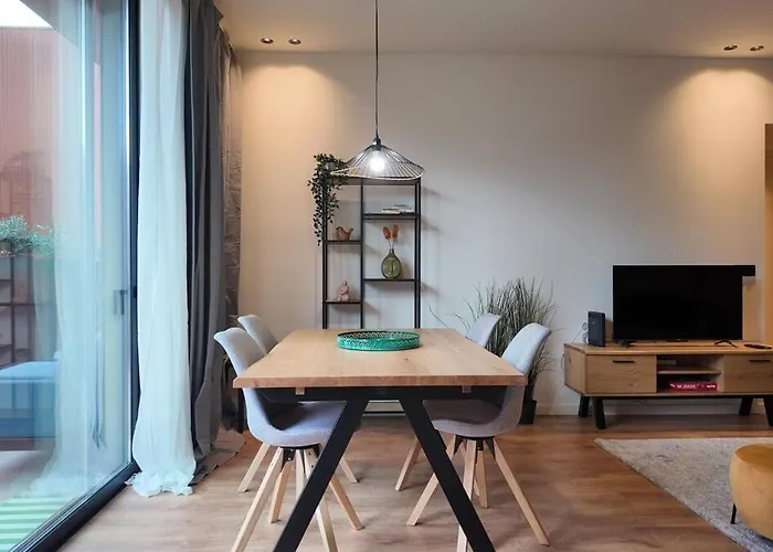 New Cozy Oasis In The Center Terrace And Garage * Porto