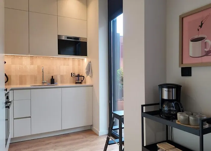 New Cozy Oasis In The Center Terrace And Garage Appartement *