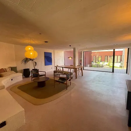 Daire New Cozy Oasis In The Center Terrace And Garage Porto