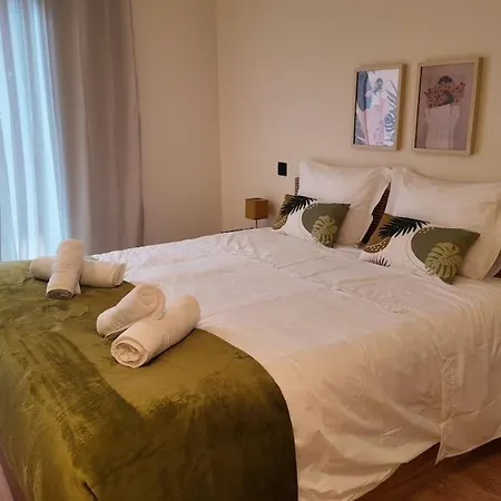 New Cozy Oasis In The Center Terrace And Garage * Porto