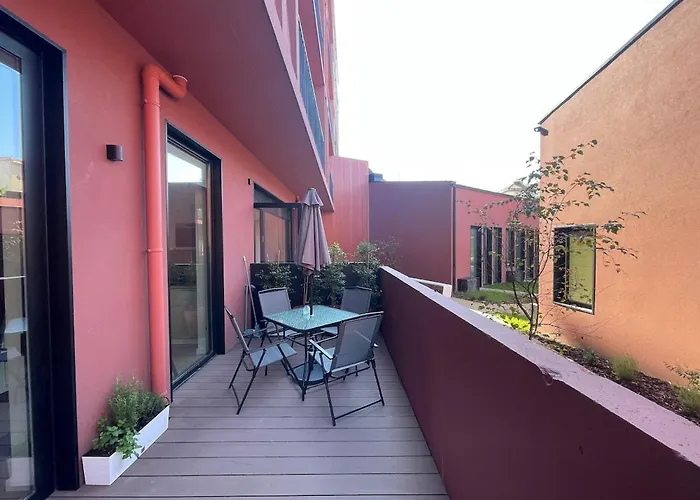 New Cozy Oasis In The Center Terrace And Garage